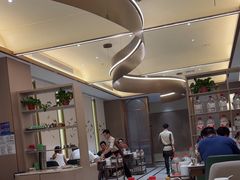 -帝皇海海鲜豆捞(桐泾商务广场店)