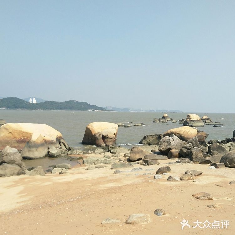珠海市区的海滨浴场，不仅拥有着大沙滩