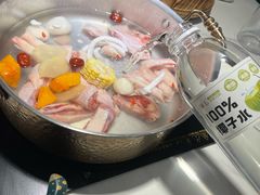 -椰子湾·海南火锅·糟粕醋·椰子鸡(正大广场店)