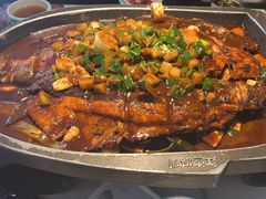 -江边城外烤全鱼(世茂广场店)