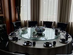 包厢-八府香鸭·啫啫煲(华山路店)