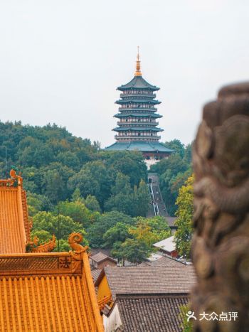 杭州寺庙|找到了!西湖边小众寺庙净慈寺!
