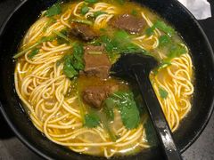 -志权牛肉面(灵山路店)