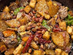 -老钟家烤羊排·敦伊阁清真餐厅胡羊焖饼