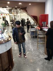 -INSTYLE造型·明星店
