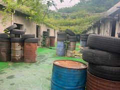 -东湖小天池真人CS彩弹野战基地