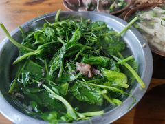 豌豆尖儿-周记翘脚牛肉