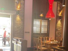 -野山舂·贵州现舂酸汤牛肉(东山店)