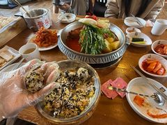 -喇喇排骨火锅·传统韩式脊骨汤(望京西园总店)