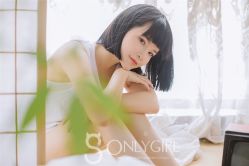 -onlygirl摄影美学馆高端定制(江滩店)