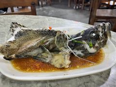 -四川小胡子海鲜(丁村万人海鲜广场店)