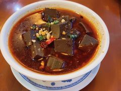 土冒血旺-炉小二铜锅牛蛙•川湘菜(三里屯店)