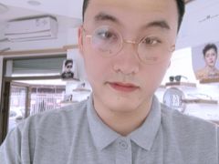 -翰佐蔡司小乐圆·依视路星趣控·暴龙眼镜折扣店