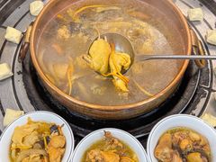 -阿山卓·野生菌火锅·纳西火塘烤肉