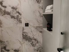 -万泊酒店(长沙五一广场国金中心店)