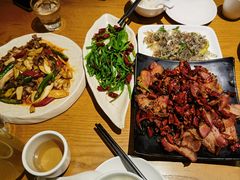 -隔壁老王·家常云南菜(花巷店)