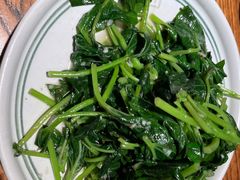 炒番薯叶-云海肴·汽锅鸡·云南菜(高德置地店)