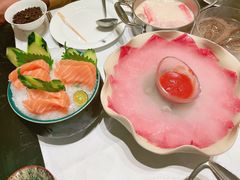 -红鼎豆捞·非遗鲍皇汤火锅(宝丰路店)