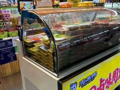 -周黑鸭(地铁虹桥火车站店)
