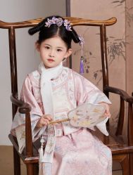 -雅尼·亚米儿童摄影美学馆(汉阳店)