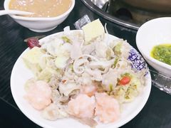 -楼外楼大刀肉传统火锅(西安大路店)