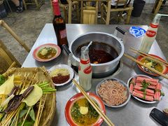 -咏勝锑锅麻辣烫(净居寺路总店)