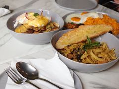 -The Sunny Side Cafe Station 1