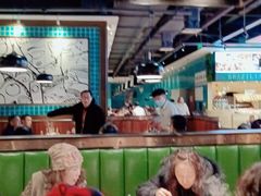 大堂-亚马逊环球美食百汇(新城吾悦广场店)