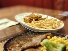 -玛格萝妮比萨屋(陆家浜路店)