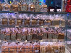 -巴黎贝甜(大宁国际商业广场店)