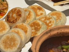 -八府香鸭·啫啫煲(华山路店)