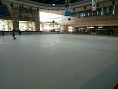 -冠军冰场(环球中心店)