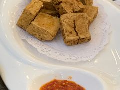 -侬佳蒸菜馆(听潮店)