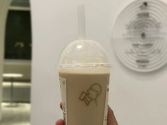 -喜茶(迪士尼小镇·平行宇宙店)
