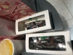 -奈雪的茶(亨特国际广场店)