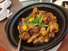 红葱头野菌啫鸡煲-广州天河合景福朋喜来登酒店 · 聚味轩中餐厅