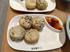 -小杨生煎(白玉兰广场店)