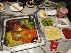 -海底捞火锅(杭州滨江九宜城店)