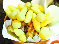 -HIGH FIVE哈福手工汉堡(桂林路店)