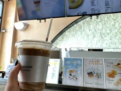 -本来不该有·鲜果咖啡(大梅沙店)