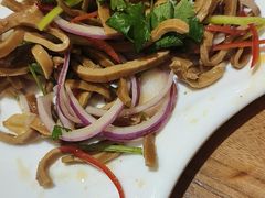 -东来菜馆•手抓海鲜家常菜•海鲜锅贴(鸽子窝店)