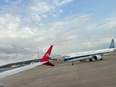 -蓬客精品酒店(南山海岸城购物中心店)