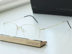 -目艮眼镜SHOWROOM(品牌集合店)