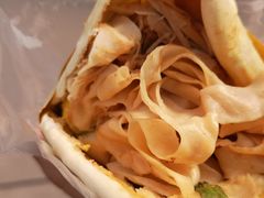 夹卤蛋豆皮-刘小武·锅魁(总店)