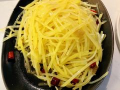 酸辣土豆丝-本来精品川菜(嘉里中心店)