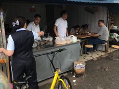 -荣巷小馄饨(荣巷店)