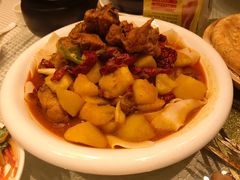 新疆大盘鸡-巴扎美食·新疆菜·西域歌舞表演餐厅(新疆大厦店)