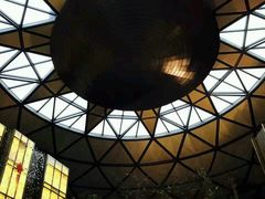 -上海滴水湖皇冠假日酒店