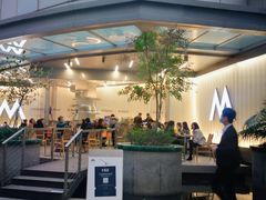 -M Stand(上海人民广场来福士店)