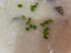 皮蛋瘦肉粥-赵财记·肠粉·煲仔饭(九龙城店)